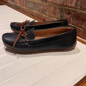 Clarks Collection Navy Leather Loafers Women’s 8.5M Driving Moccasins